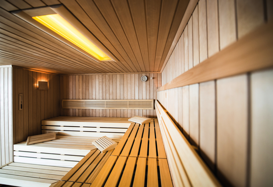In der hoteleigenen Sauna können Sie die Seele baumeln lassen.