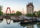 Der alte Hafen in Rotterdam ist ein historischer Ort.