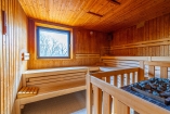 Wie wäre es mit einem wohltuenden Aufguss in der Sauna?