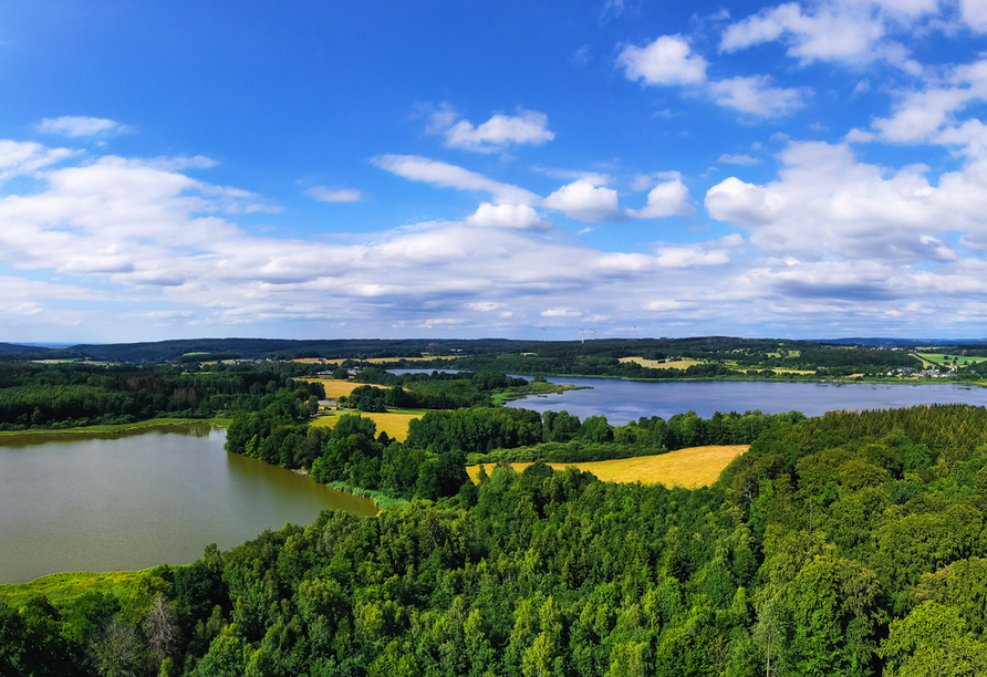 Erwandern Sie die Westerwälder Seenplatte in einzigartiger Panoramalandschaft.