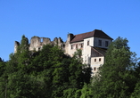 Die Burg Reichenstein und das dazugehörige Burgenmuseum in Tragwein ist ein spannendes Ausflugsziel.