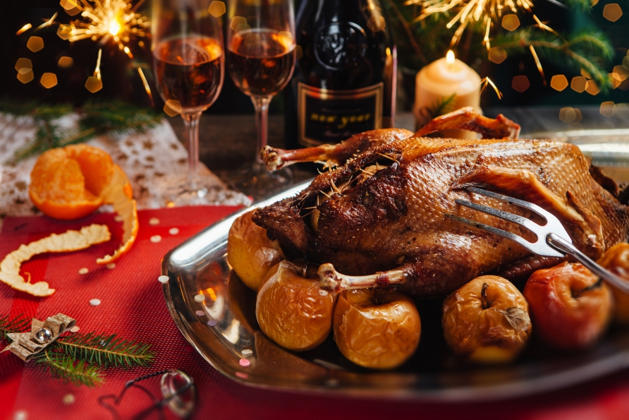 Lassen Sie sich die Weihnachtsgans schmecken.