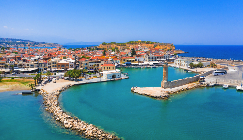 Erkunden Sie die malerische Hafenstadt Rethymnon auf eigene Faust.