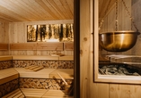 Genießen Sie die wohltuende Wärme der Sauna.