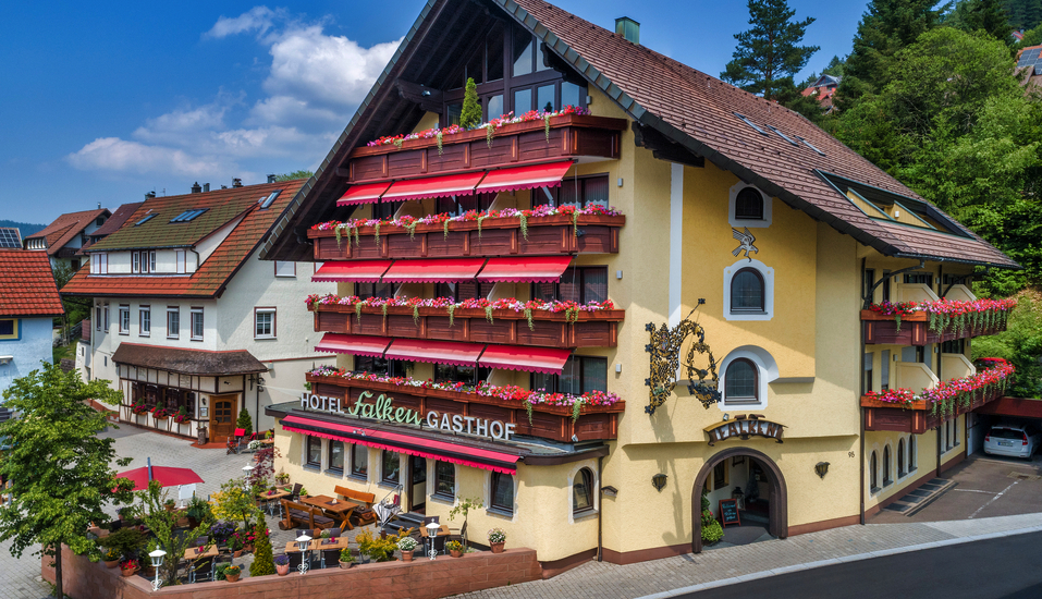 Freuen Sie sich auf einen unvergesslichen Urlaub im Hotel Falken im Schwarzwald!
