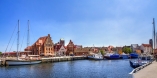Die UNESCO-Welterbe-Stadt Wismar ist einen Ausflug wert.