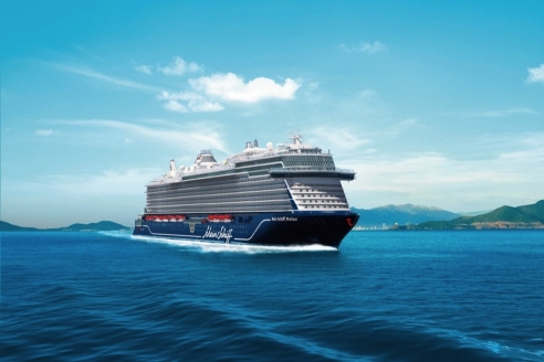 Willkommen an Bord der Mein Schiff Relax, Ihrem schwimmenden Zuhause für eine unvergessliche Kreuzfahrt.