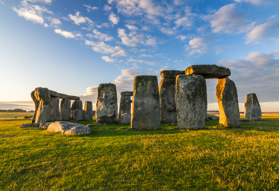 Sie besuchen bei Buchung des optionalen Ausflugs u.a. Stonehenge - ein unvergessliches Erlebnis.