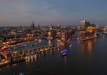 Ein Highlight dieser Kreuzfahrt: Am Tag Ihrer Rückkehr nach Hamburg finden die Feierlichkeiten zum 836. Hafengeburtstag statt.