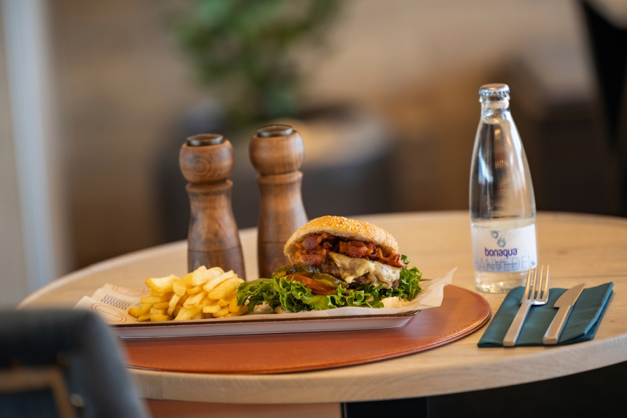 Freuen Sie sich auf köstliche Speisen in den Restaurants an Bord.