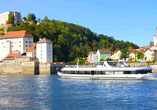 Blick auf die Veste Niederhaus und Oberhaus