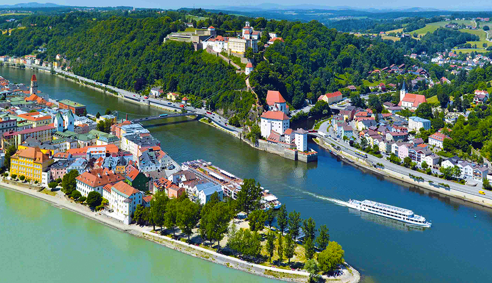 Freuen Sie sich auf eine schwimmende Stadtführung durch Passau, das 