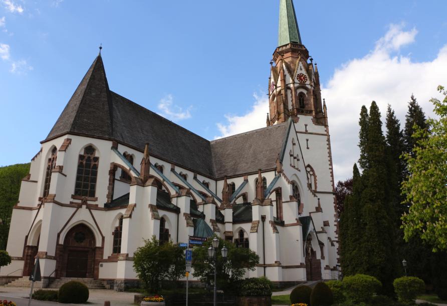 Die Pfarrkirche Mariä Himmelfahrt in Schönau ist beeindruckend anzusehen.