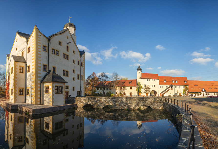 Wie wäre es mit einem Ausflug zum Wasserschloss Klaffenbach?