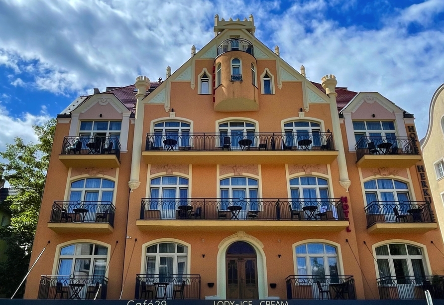 Außenansicht Ihres Hotels