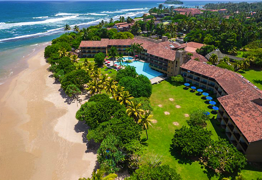 Sie können auch eine Verlängerungswoche auf Sri Lanka im The Palms Hotel hinzubuchen und im tropischen Paradies entspannen.