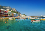 Der optionale Ausflug Capri zeigt Ihnen die schönsten Seiten der berühmten Felseninsel.