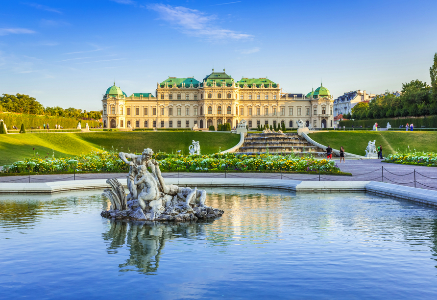 Statten Sie dem prachtvollen Schloss Belvedere in Wien unbedingt einen Besuch ab.