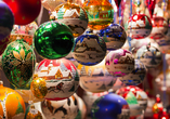 Stöbern Sie durch die vielen Stände auf den Weihnachtsmärkten.