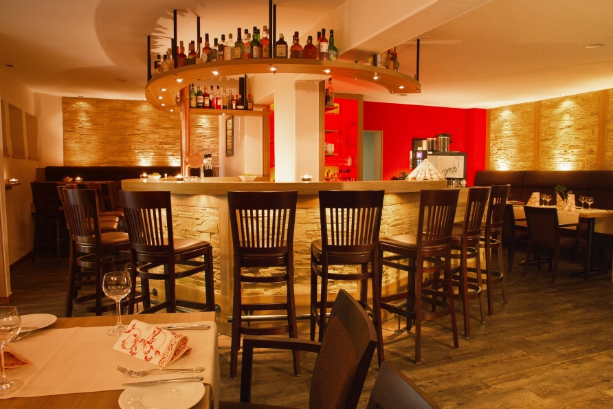 Der Barbereich des Hotels lädt zu leckeren Drinks ein.