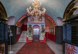 Die Lobby des Schlosshotels erwartet Sie im traditionellen Habsburger Stil.