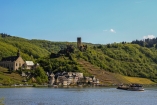 Der erste Halt ist Beilstein an der Mosel mit der Burg Metternich.