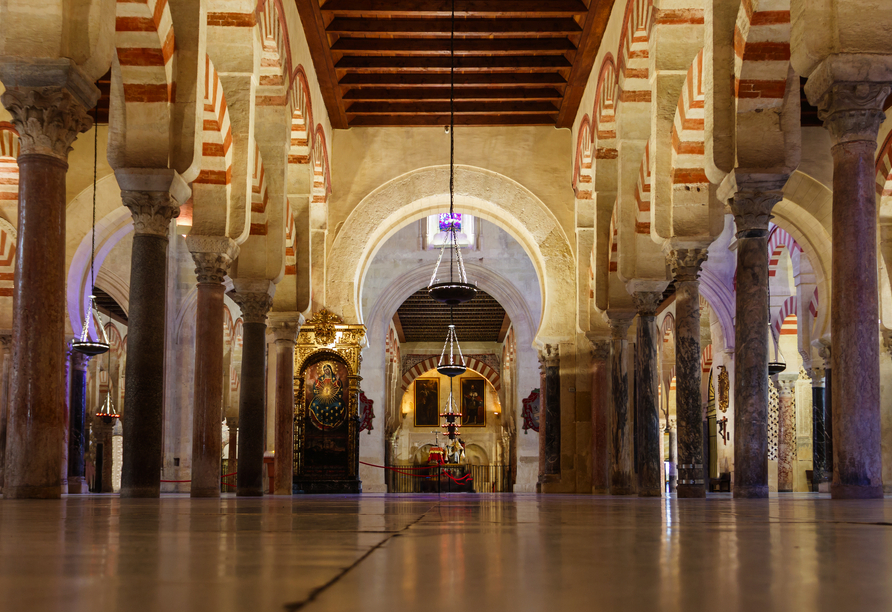 Der Eintritt in die Mezquita in Córdoba ist für Sie inklusive.
