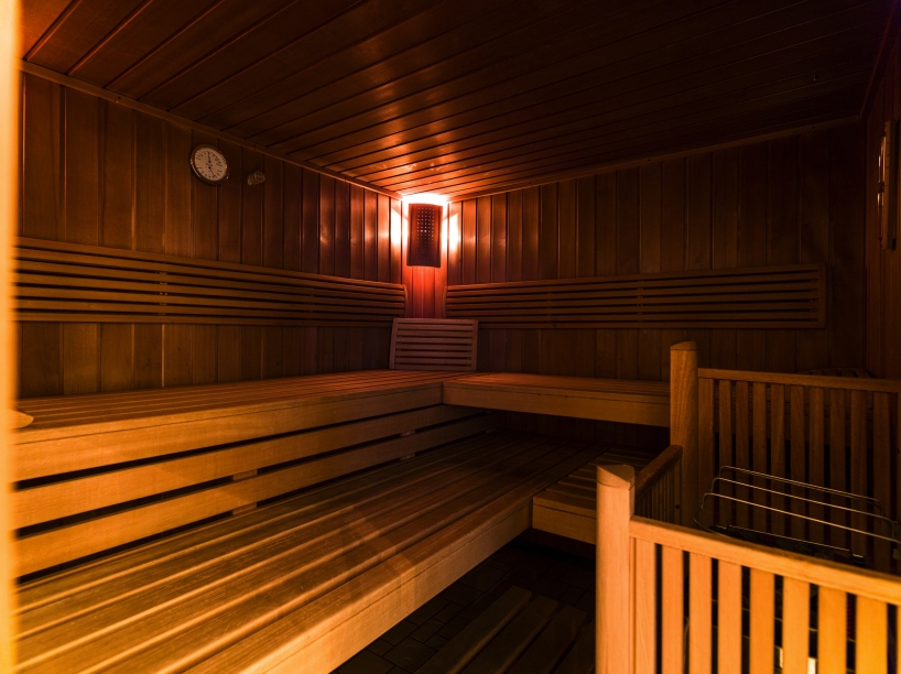 Lassen Sie die Seele in der Sauna des Hotels baumeln.