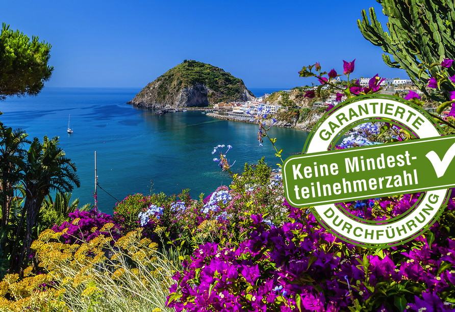 Ischia ist eine kleine Insel mit einer großartigen Landschaft.