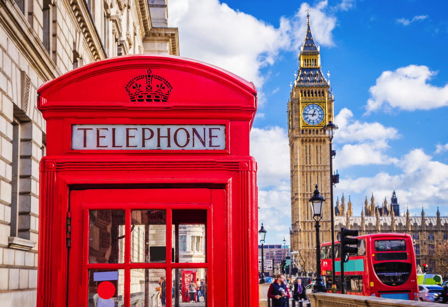 Während einer Stadtrundfahrt sehen Sie den Glockenturm Big Ben und bestimmt noch viele weitere typische Merkmale Londons.