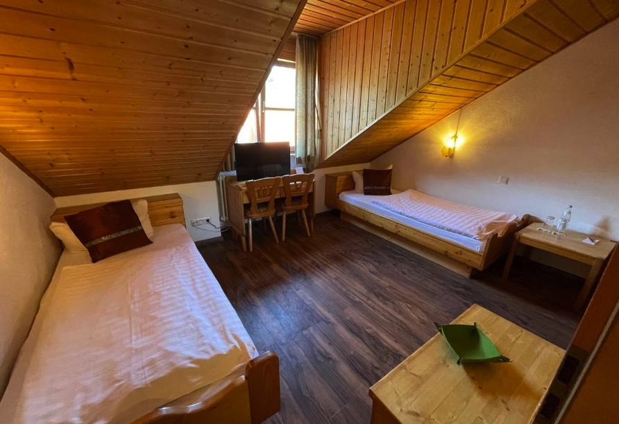 Beispiel eines Doppelzimmers im Wirtshaus & Hotel Römercastell