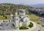 In Podgorica besuchen Sie auch die Auferstehungskirche. Freuen Sie sich auf einmalige Erlebnisse!