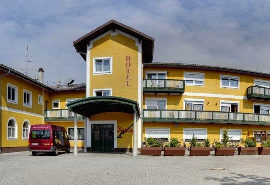 Außenansicht des Hotels