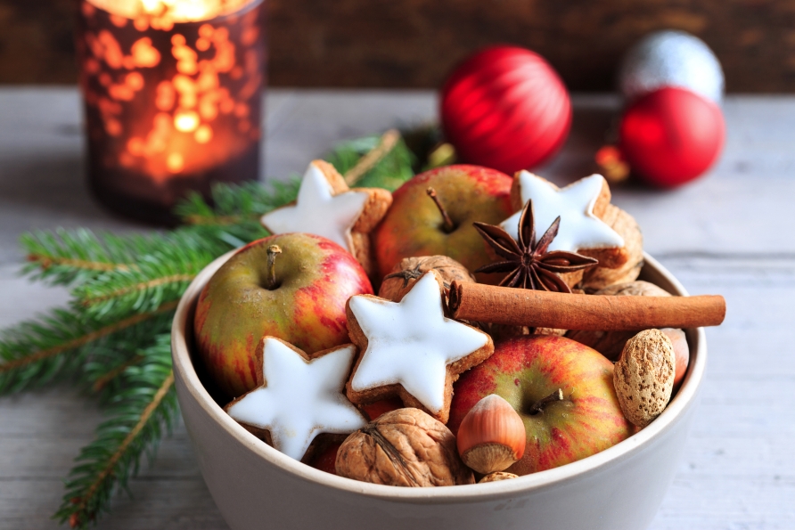 Zur Weihnachtszeit liegt der köstliche Duft von Plätzchen in der Luft.