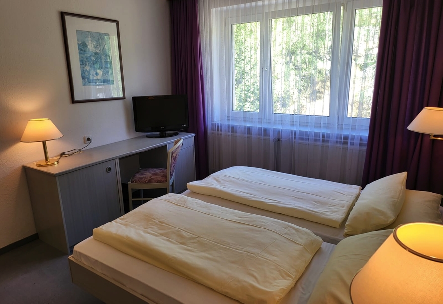 Zimmerbeispiel des Werrapark Resorts Hotel Sommerberg