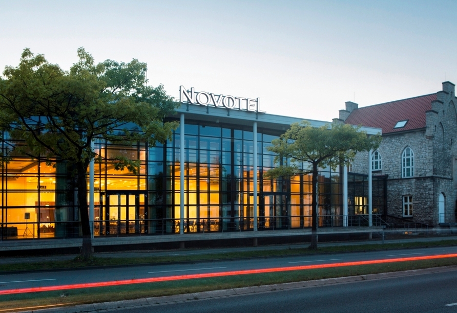 Außenansicht des Hotels Novotel Hildesheim