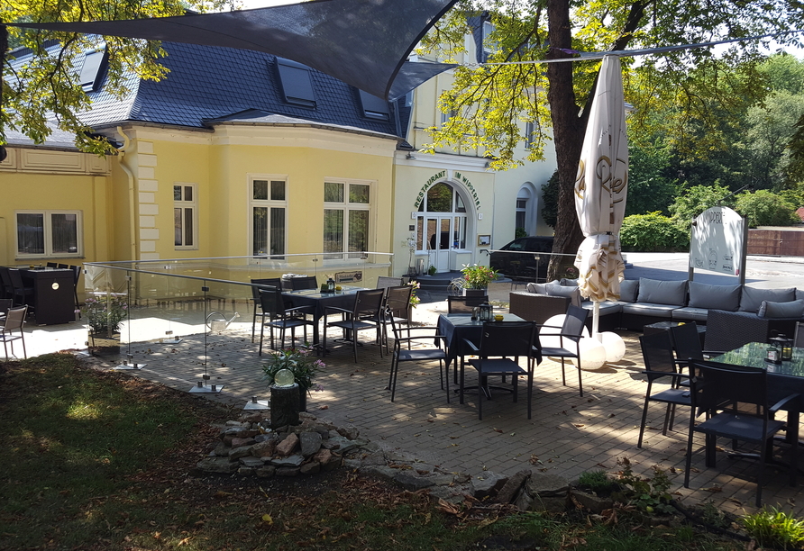 Die einladende Terrasse vom Hotel Wippertal