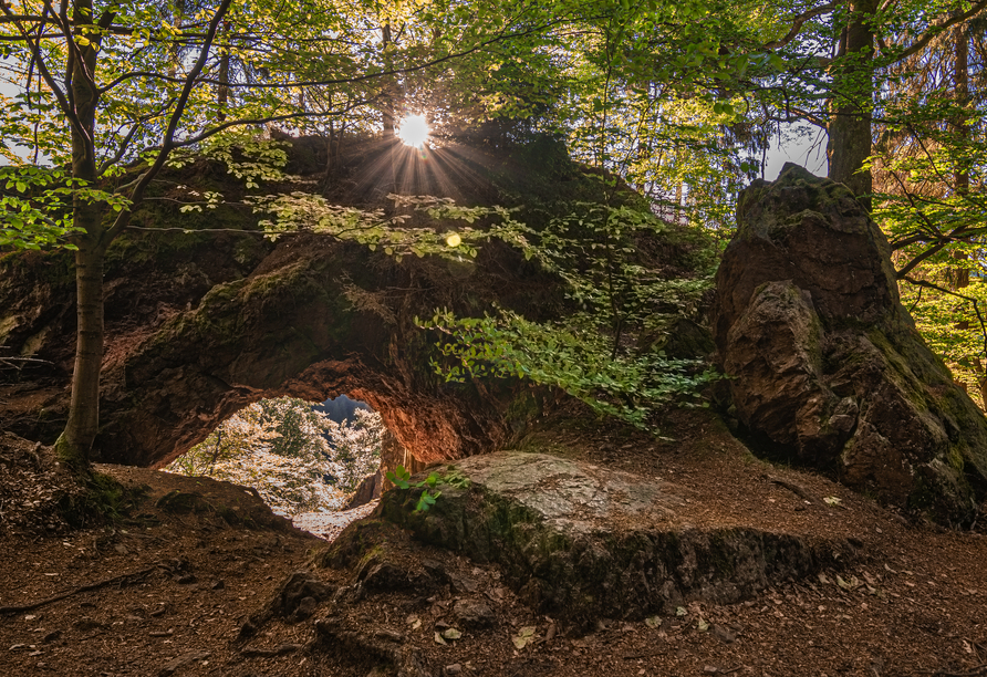 Wandern Sie zum Torstein bei Bad Tabarz.