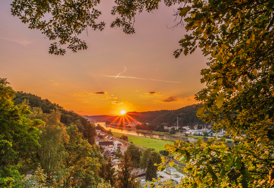 Sonnenuntergang im Elbtal bei Bad Schandau