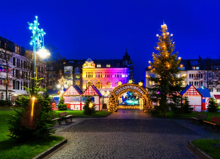 Der Sternenmarkt in Koblenz lässt Weihnachtsstimmung aufkommen.