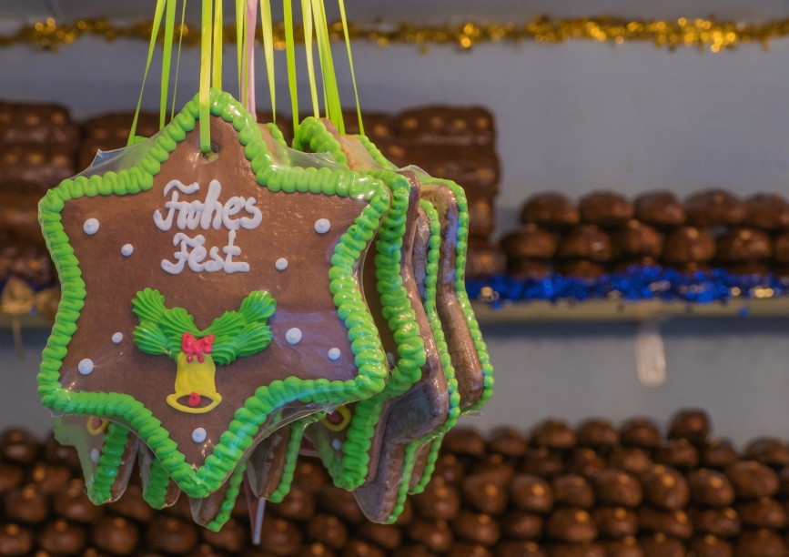 Wir wünschen Ihnen ein frohes Fest!