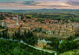 Die Kleinstadt Pienza liegt auf einem Hügel über dem Orcia-Tal und gewährt Einblicke in die Renaissance.