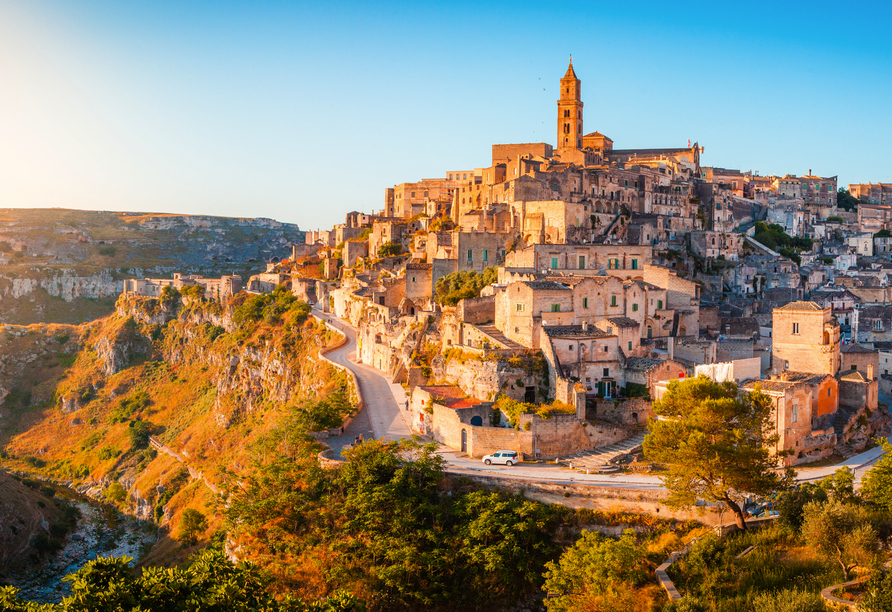 Die Höhlenwohnungen machen die Felsenstadt Matera zu etwas ganz Besonderem (optionaler Ausflug).