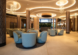 Die moderne, stilvolle Lobby im Hotel Golden Taurus