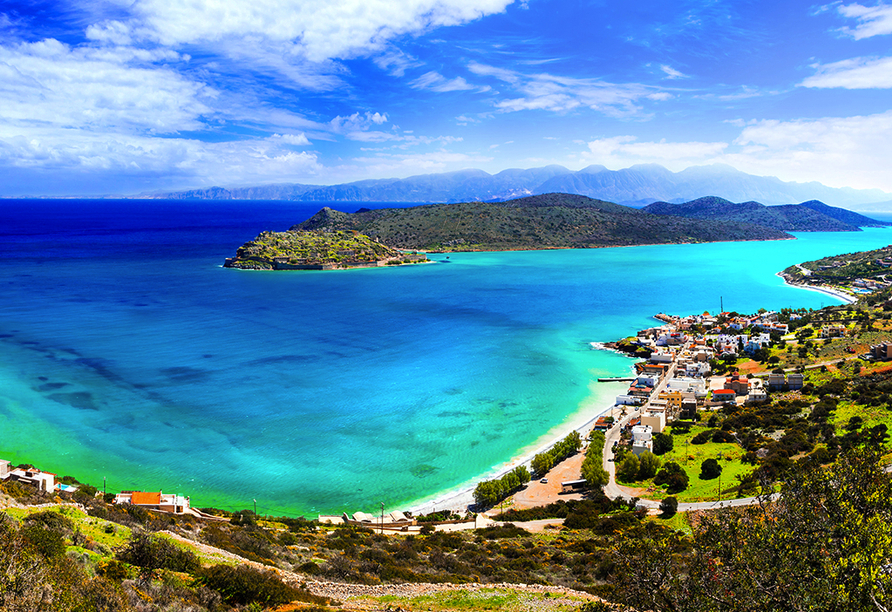 Lassen Sie sich von einmaligen Ausblicken, etwa auf die Insel Spinalonga, in den Bann ziehen!