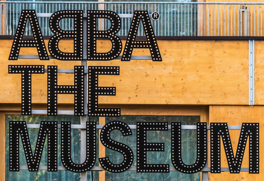 Tauchen Sie im ABBA The Museum in Stockholm in die Welt der schwedischen Popikonen ein.