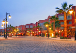 Lassen Sie die Abende an der palmengesäumten Promenade von Hurghada ausklingen.