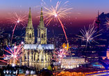 Verbringen Sie einen unvergesslichen Rutsch ins neue Jahr im Hotel &REPEAT Köln Airport!