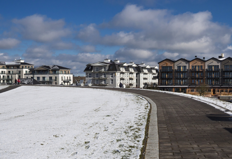 Deich Panorama von Büsum im Winter