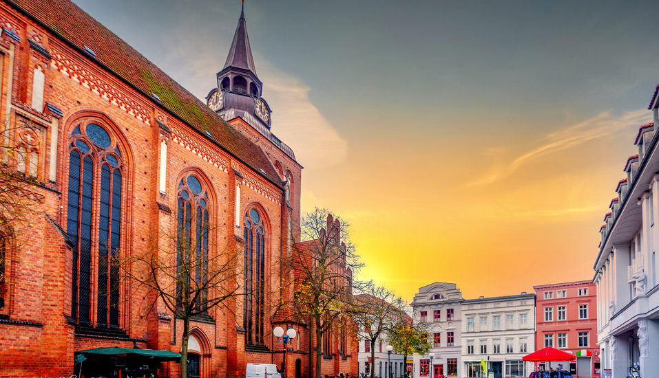 Wie wäre es mit einem Bummel durch die schöne Altstadt von Güstrow?